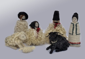 Hortobágyi pásztorcsalád bábcsoport