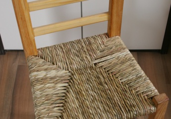 Székülőke sással bevonva